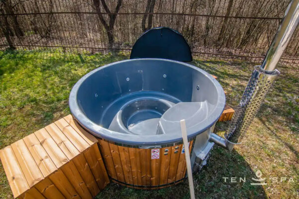 Wellness Fiberglass thermo wood WOOD BURNING HEATED HOT TUBS WITH JETS external oven Badefass mit Holzofen thermoholz Ofen Massage kaufen HOT TUBS WITH JETS BAIN